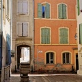 Manosque.