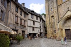 Conques.