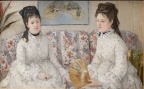 004 Les Soeurs dit aussi deux Soeurs sur un canapé.