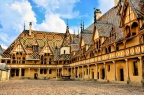 Les-hospices-de-beaune.