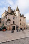 Beaune.