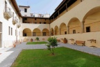San Lorenzo, cloitre.